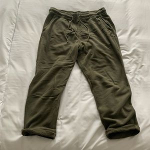 Abercrombie Cropped Sweatpant